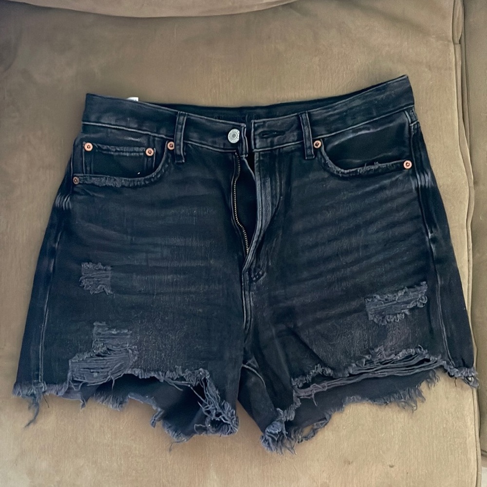 American Eagle black distressed jean shorts